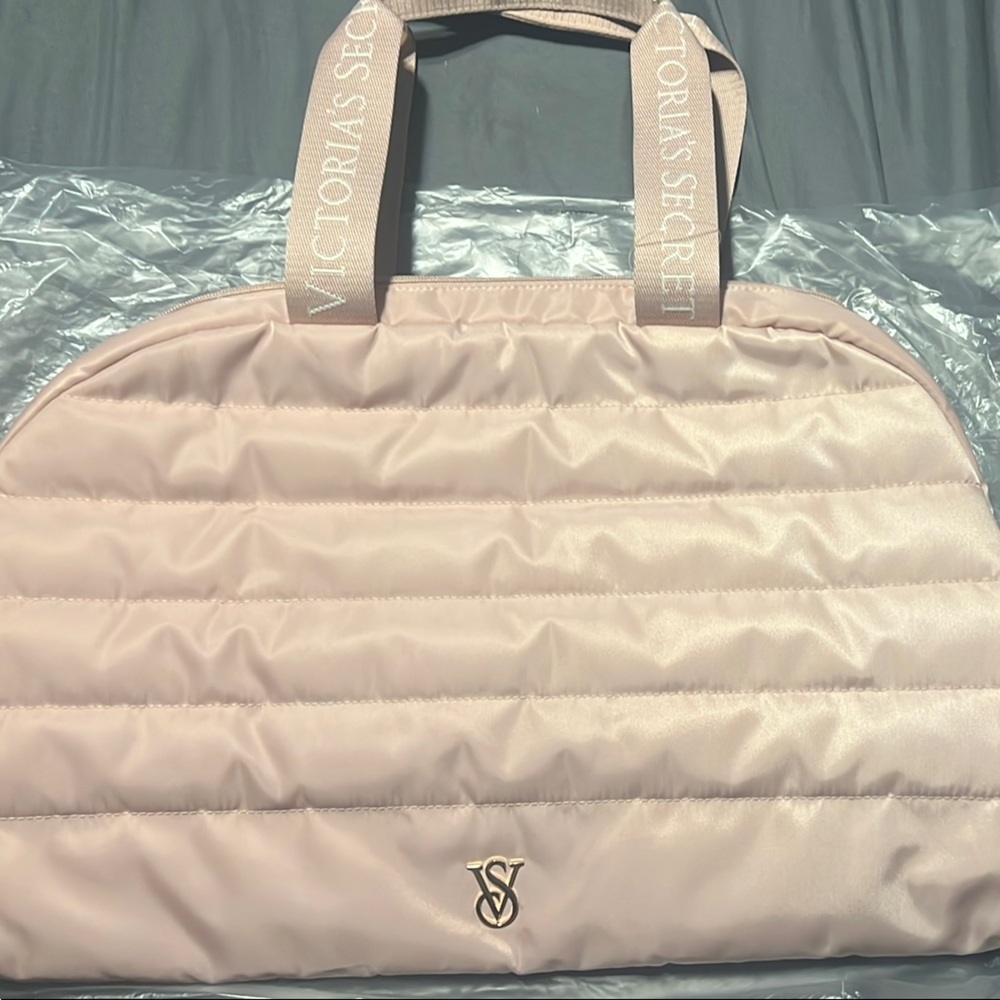 Victoria's Secret Pink Tote Bag with Quilted Texture and Spacious Design